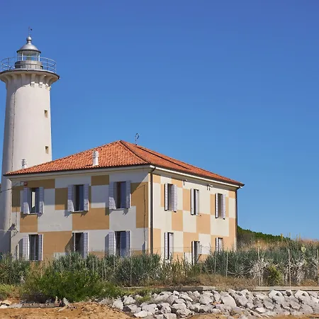 Enjoy The Sun From Our Terrace-beahost Appartamento