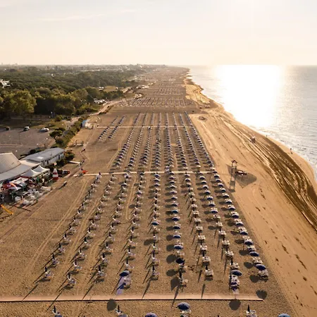 Apartman Enjoy The Sun From Our Terrace-beahost Bibione