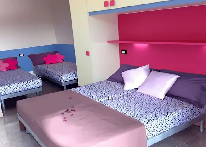 Enjoy The Sun From Our Terrace-beahost شقة بيبيوني